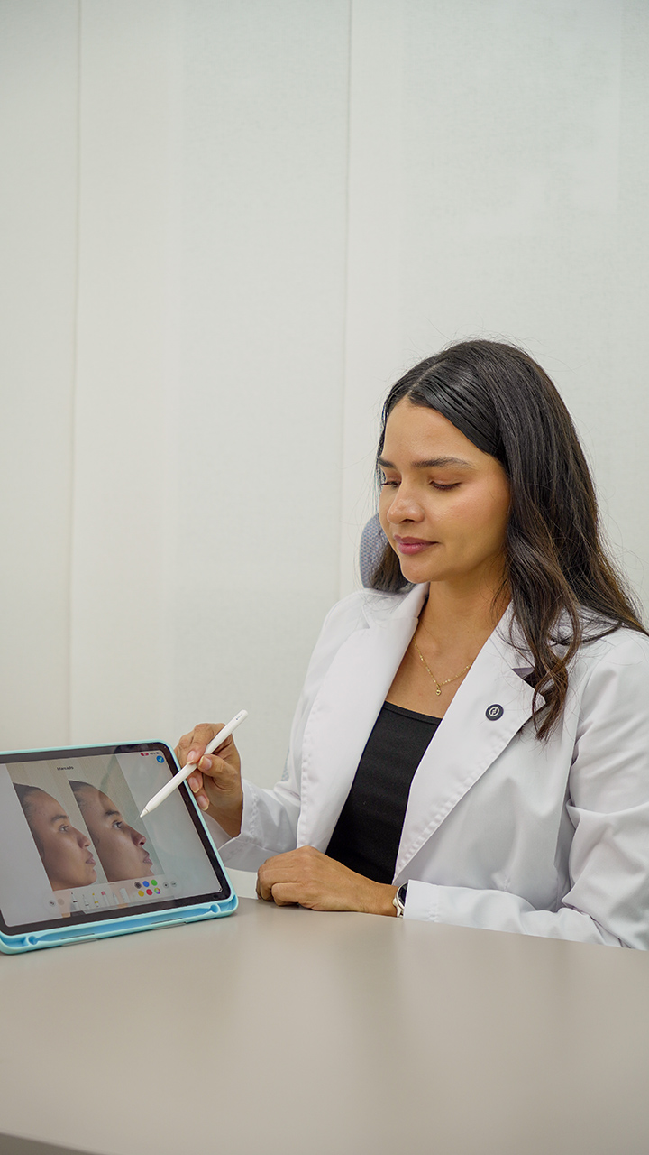 Dra. Elvira Cediel — consulta de medicina estética en Medellín
